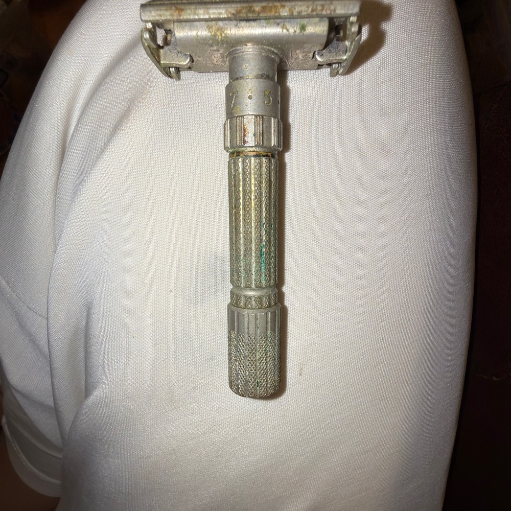 Vintage Gillette “Fat Boy” adjustable razor